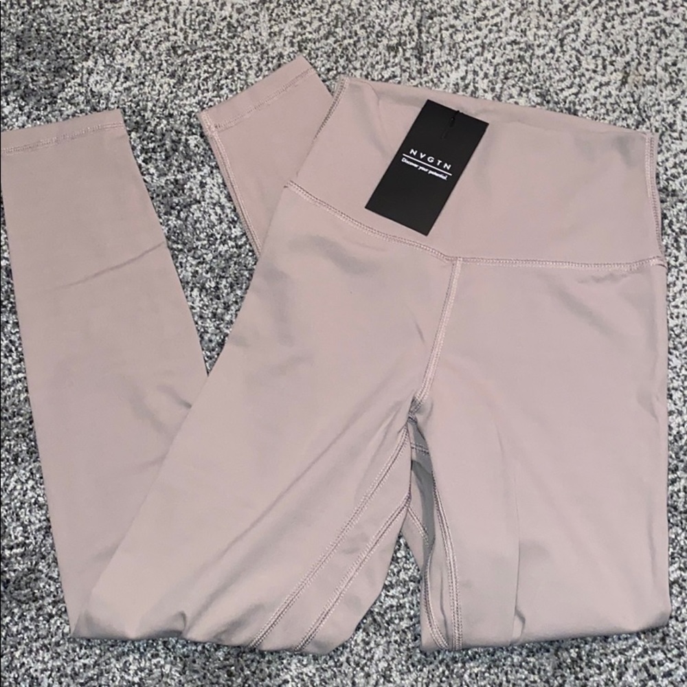 NVGTN signature leggings